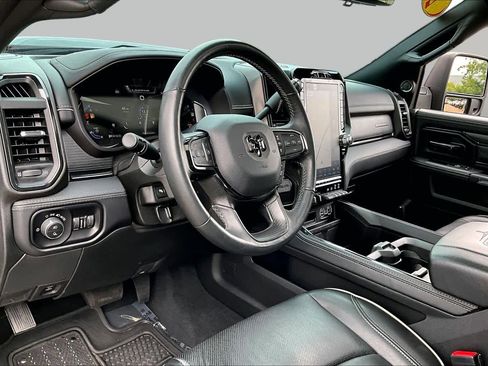 Used 2023 RAM 2500 Limited AWD/4WD image 17