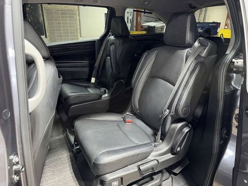 Used 2022 Honda Odyssey Touring image 17