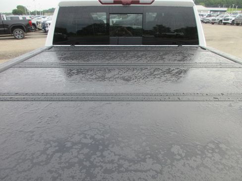 New 2026 GMC Sierra 1500 AT4X AWD/4WD image 9