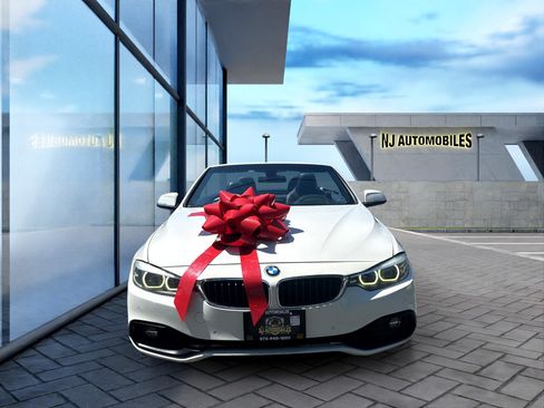 Used 2018 BMW 430i Convertible w/ Premium Package image 2