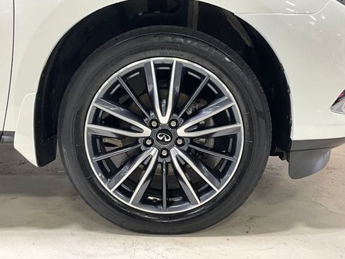 Used 2020 INFINITI QX60 Luxe w/ Sensory Package AWD/4WD image 12