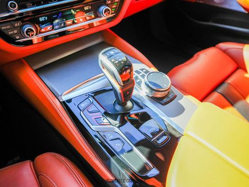 Used 2022 BMW M5 w/ Competition Package image 36