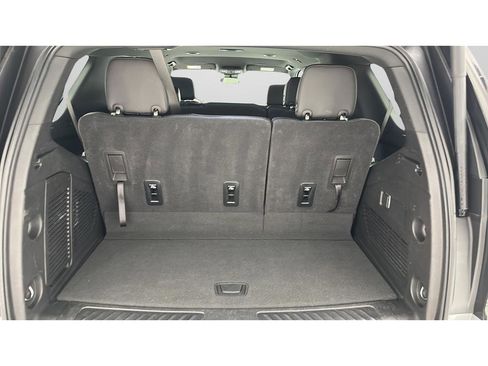 Used 2025 Chevrolet Tahoe LT AWD/4WD image 24