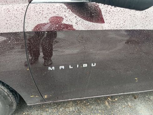 Used 2021 Chevrolet Malibu LS image 11