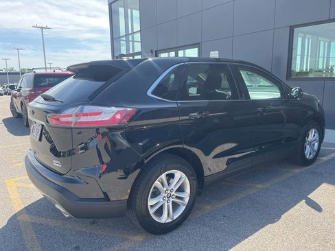 Used 2020 Ford Edge SEL w/ Convenience Package AWD/4WD image 3