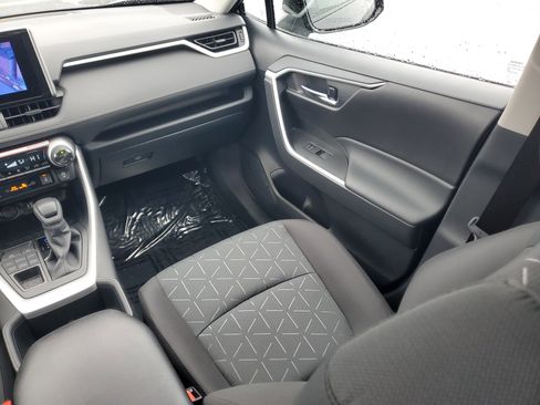 New 2025 Toyota RAV4 XLE image 16