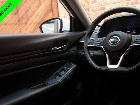 Used 2022 Nissan Altima 2.5 S image 33