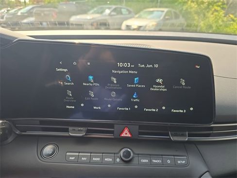 New 2025 Hyundai Elantra SEL image 18