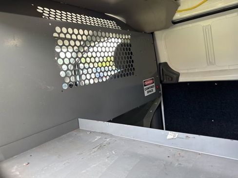 Used 2020 Nissan NV200 SV image 25