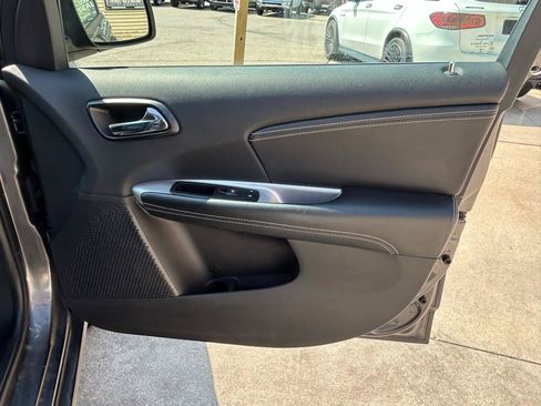 Used 2014 Dodge Journey SXT w/ Quick Order Package 22C FWD image 16