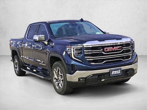 Used 2023 GMC Sierra 1500 SLT RWD image 3