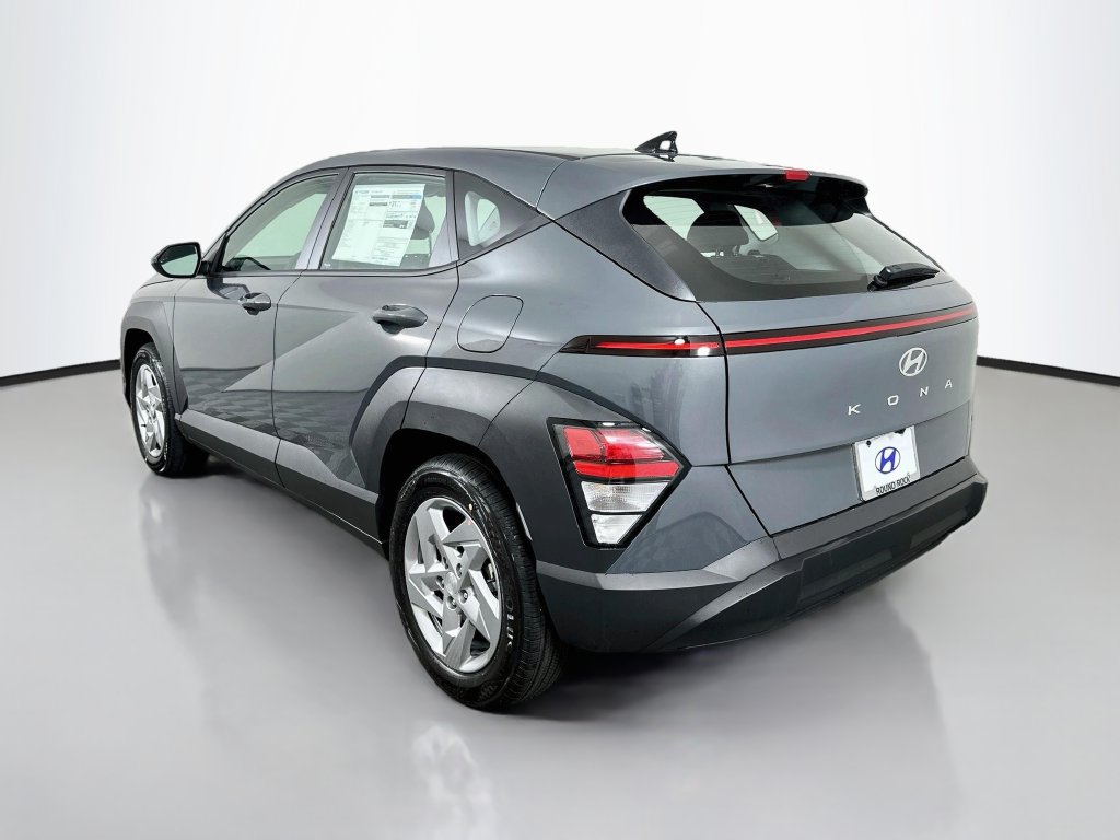 New 2027 Hyundai Kona SE FWD image 7