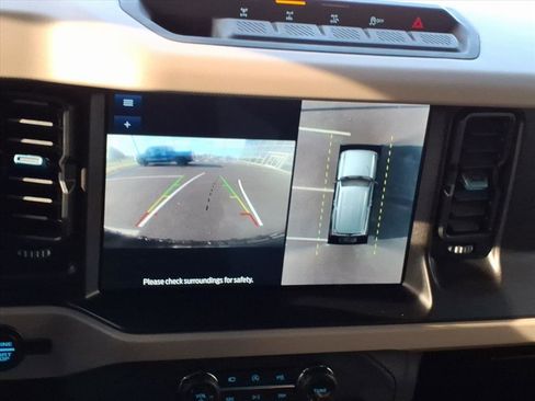 Used 2022 Ford Bronco Wildtrak image 19