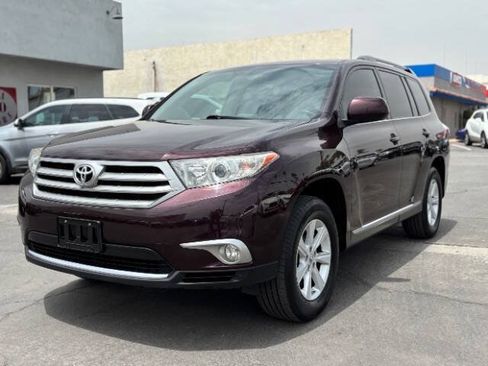 Used 2013 Toyota Highlander SE AWD/4WD image 7