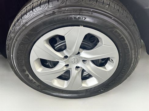 Used 2024 Toyota RAV4 LE image 11