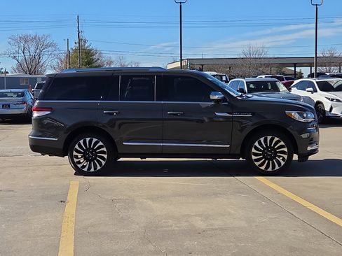 Used 2023 Lincoln Navigator Black Label image 6