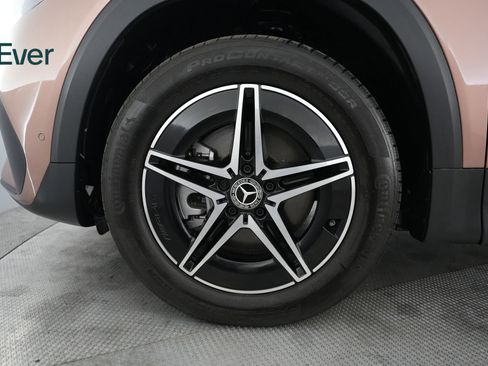 Used 2023 Mercedes-Benz EQB 300 4MATIC image 19