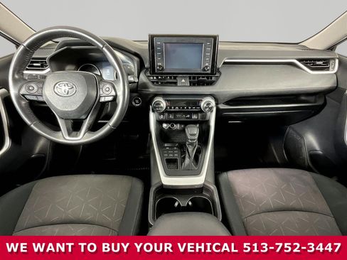 Used 2019 Toyota RAV4 XLE w/ Convenience Package AWD/4WD image 7