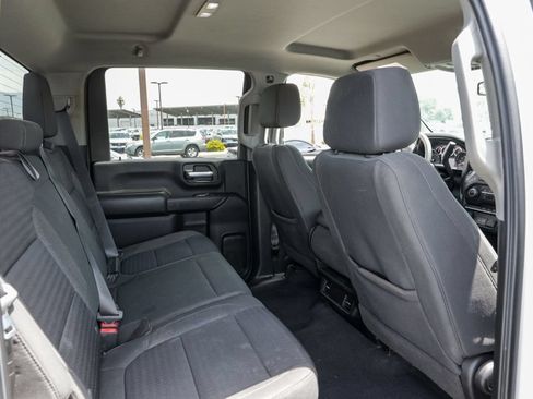 Used 2022 Chevrolet Silverado 2500 Custom w/ Custom Value Package AWD/4WD image 23