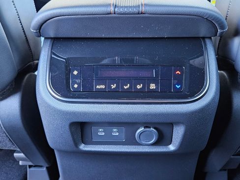 New 2026 Nissan Armada PRO-4X AWD/4WD image 17