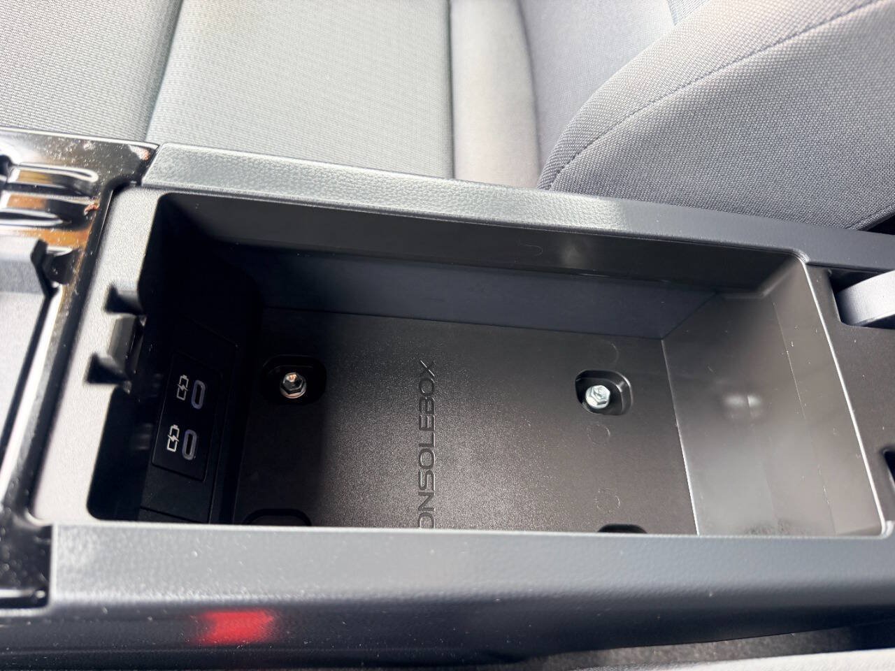 Used 2023 Toyota Prius LE FWD image 43