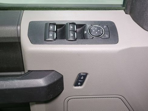 Used 2018 Ford F150 XL w/ Equipment Group 101A Mid AWD/4WD image 32