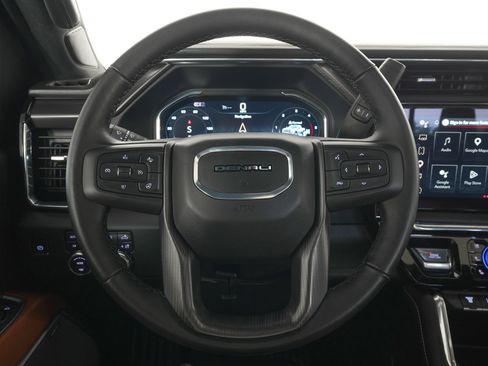 Used 2025 GMC Sierra 2500 Denali Ultimate AWD/4WD image 16