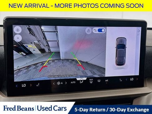 Used 2026 Ford Explorer Active AWD/4WD image 10