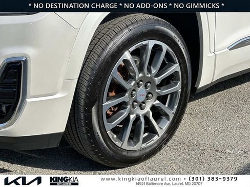Used 2023 GMC Acadia Denali w/ Denali Technology Package AWD/4WD image 30