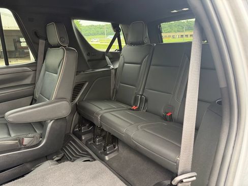 Used 2022 GMC Yukon SLT AWD/4WD image 38