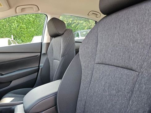 Certified 2023 Honda Accord LX image 24
