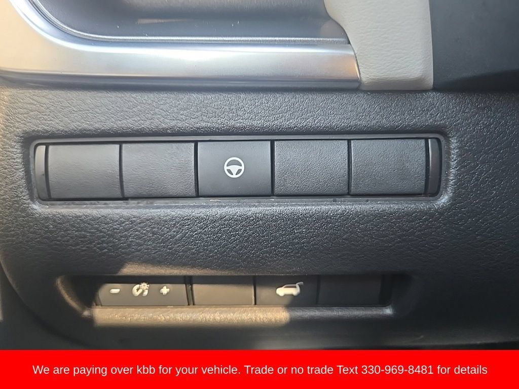 Used 2021 Nissan Rogue SV w/ Premium Package AWD/4WD image 12