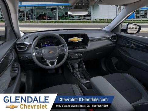 New 2026 Chevrolet TrailBlazer LT w/ LT Cold Weather Package FWD image 15