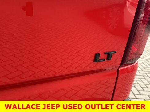 Used 2021 Chevrolet Silverado 1500 LT Trail Boss w/ Bed Protection Package AWD/4WD image 12