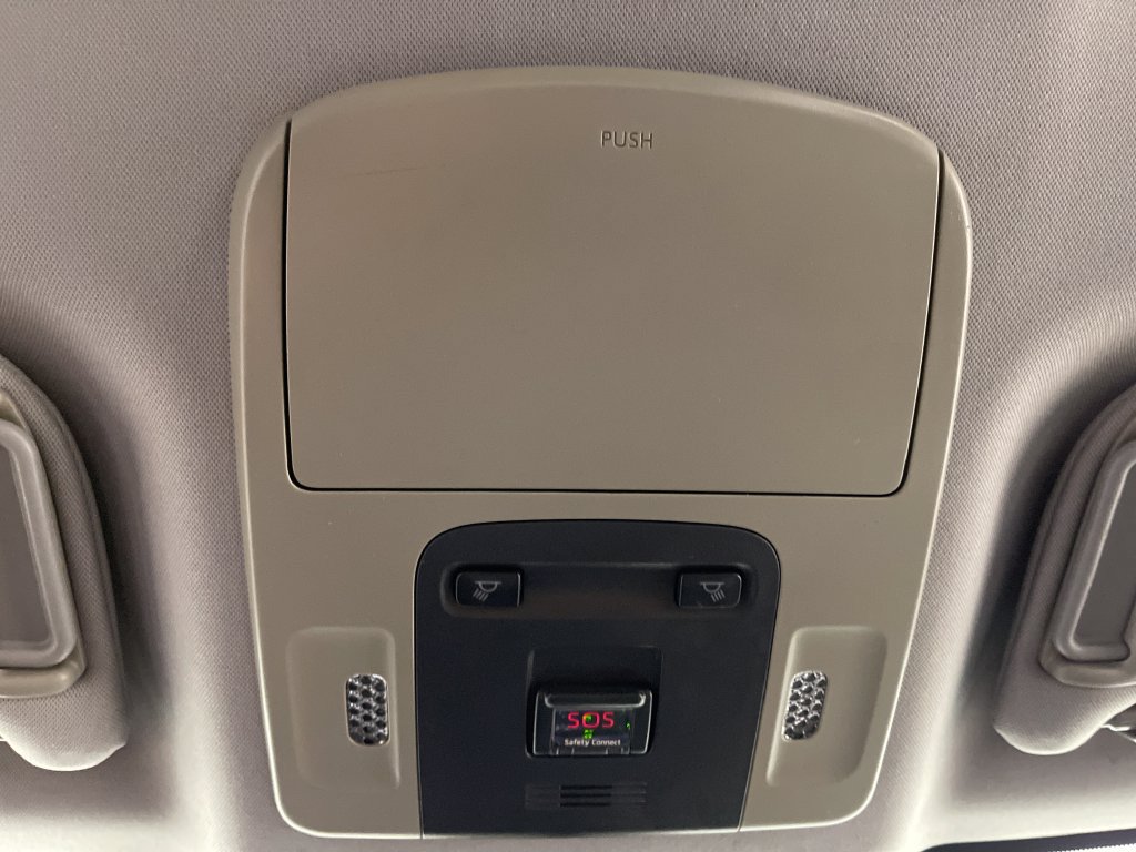 Certified 2019 Toyota Camry SE FWD image 29