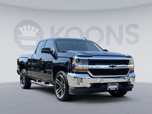 Used 2019 Chevrolet Silverado 1500 LT w/ LPO, Black Pack AWD/4WD image 10
