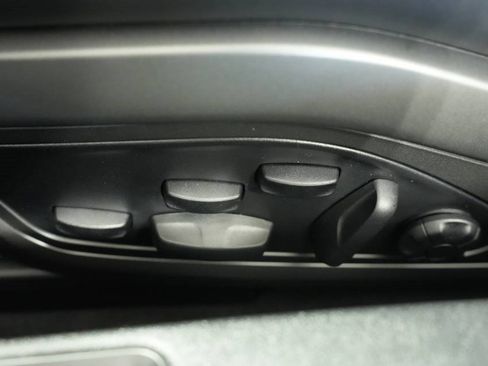 Certified 2026 Porsche 911 Carrera image 34