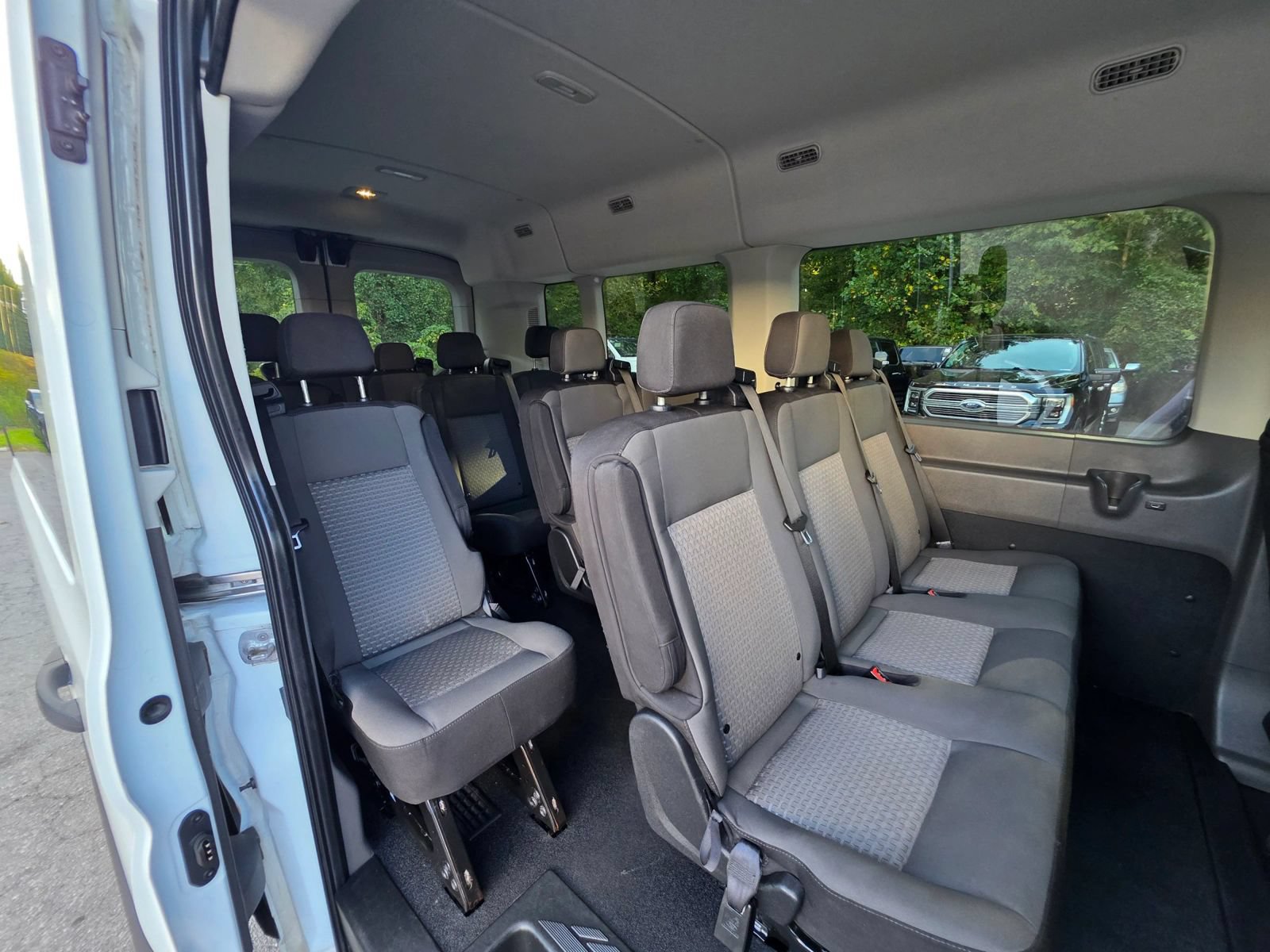 Used 2021 Ford Transit 350 XLT RWD image 24
