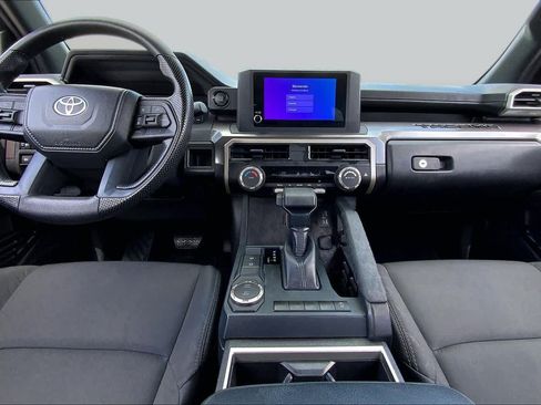 Used 2025 Toyota Tacoma SR5 RWD image 15
