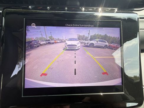 Used 2023 Jeep Grand Cherokee Laredo RWD image 18