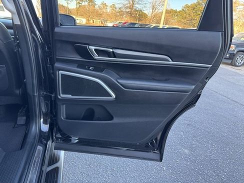 Used 2021 Kia Telluride S image 12