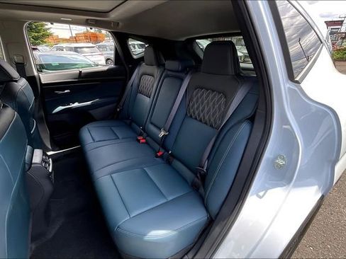 Used 2025 Nissan Murano Platinum w/ Cargo Package image 9