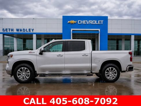 Used 2022 Chevrolet Silverado 1500 LTZ w/ LTZ Premium Package AWD/4WD image 65