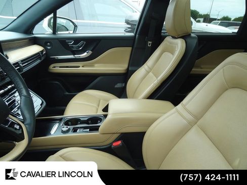 Used 2021 Lincoln Corsair Reserve w/ Equipment Group 201A AWD/4WD image 7