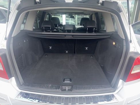 Used 2012 Mercedes-Benz GLK 350 4MATIC image 2