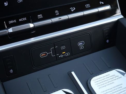 New 2026 Hyundai Santa Fe Limited AWD/4WD image 19