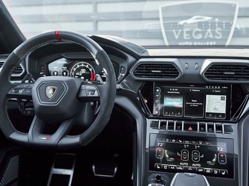 Used 2024 Lamborghini Urus Performante image 57