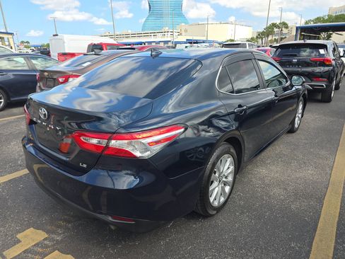 Used 2019 Toyota Camry LE FWD image 6