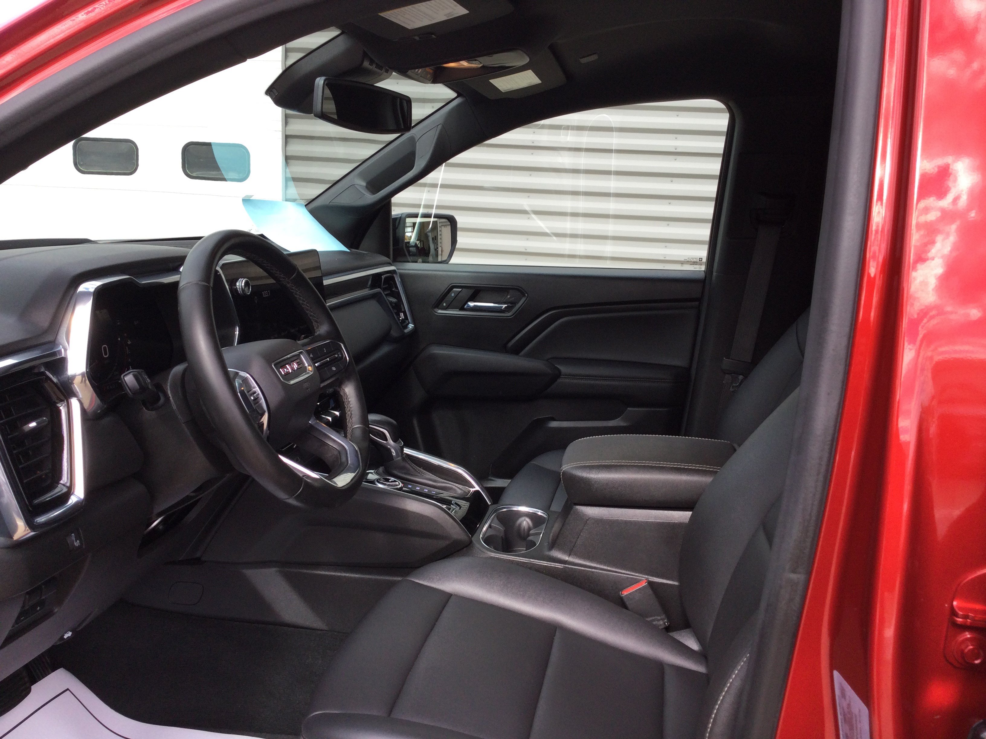 Used 2023 GMC Canyon Elevation w/ Elevation Premium Package AWD/4WD image 10