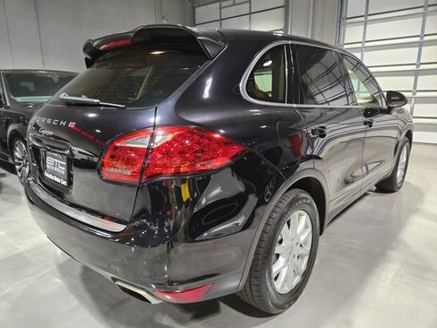 Used 2012 Porsche Cayenne AWD/4WD image 10